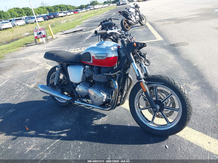 2011 TRIUMPH MOTORCYCLE BONNEVILLE auction photo 1