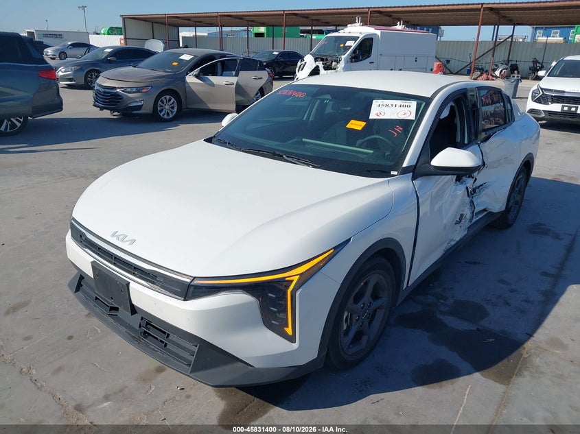 Vin: 3kpft4de4se121428, lot: 46330301, kia k4 lxs 20252