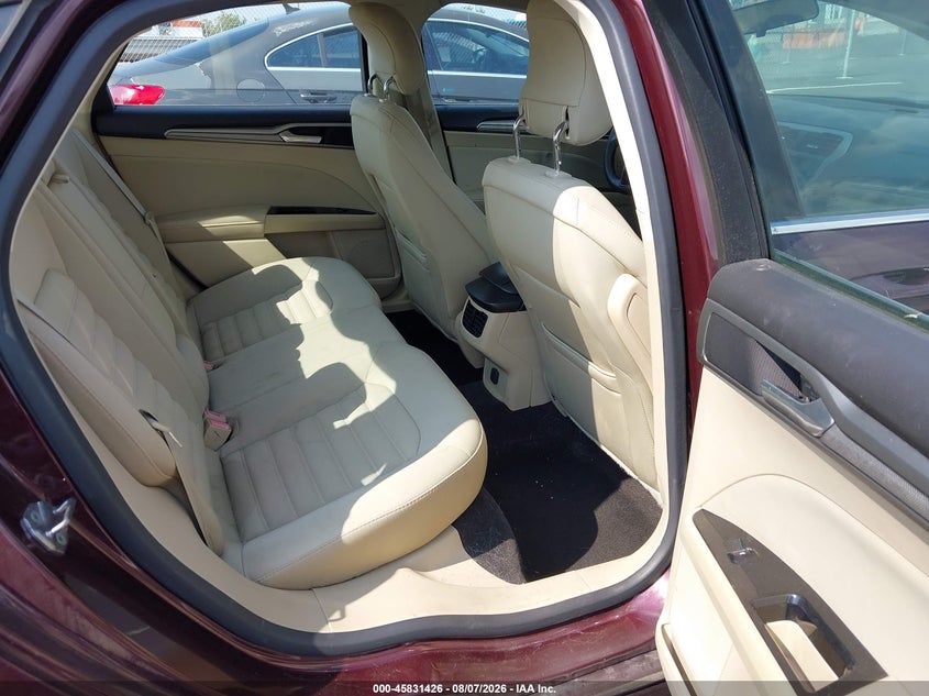 2013 FORD FUSION auction photo 8