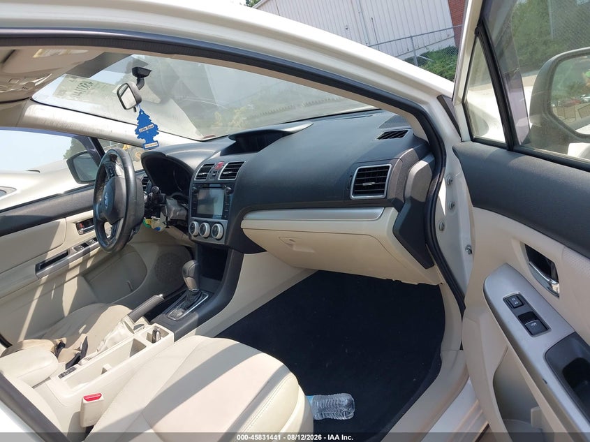 2015 SUBARU XV CROSSTREK HYBRID auction photo 5