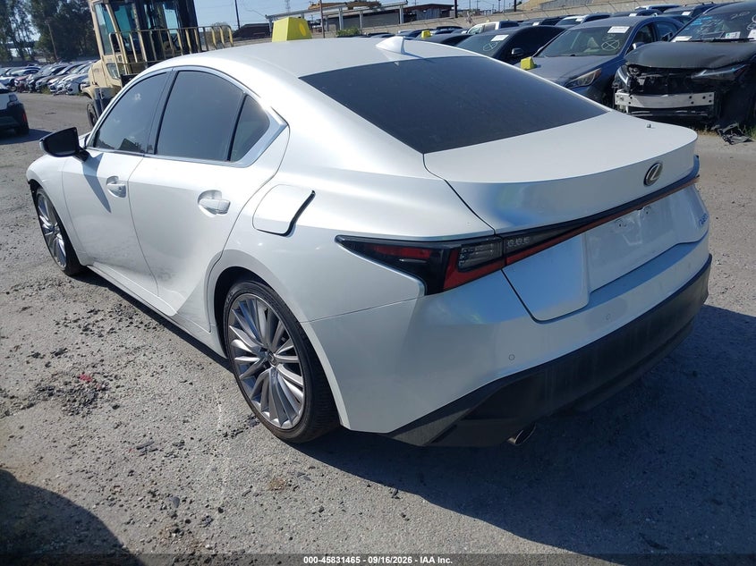 Vin: jthda1d28n5122193, lot: 46330366, lexus is 300 20223
