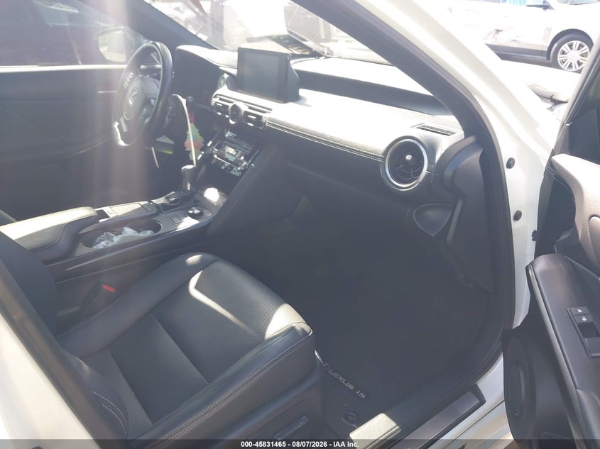 2022 LEXUS IS 300 auction photo 5