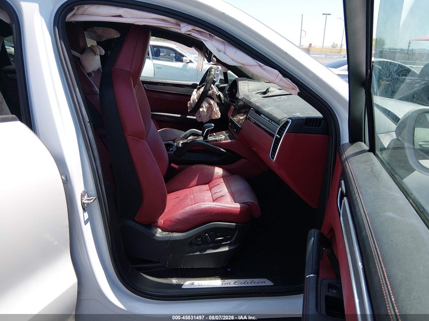PORSCHE CAYENNE COUPE - zdjęcie 5
