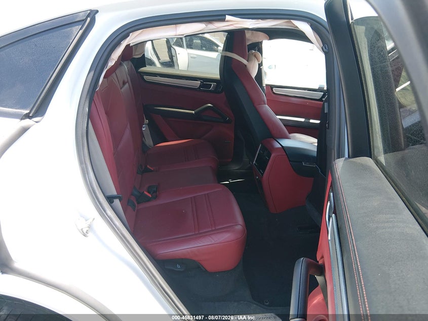 PORSCHE CAYENNE COUPE - zdjęcie 8