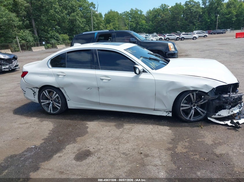 BMW 330I - zdjęcie 13