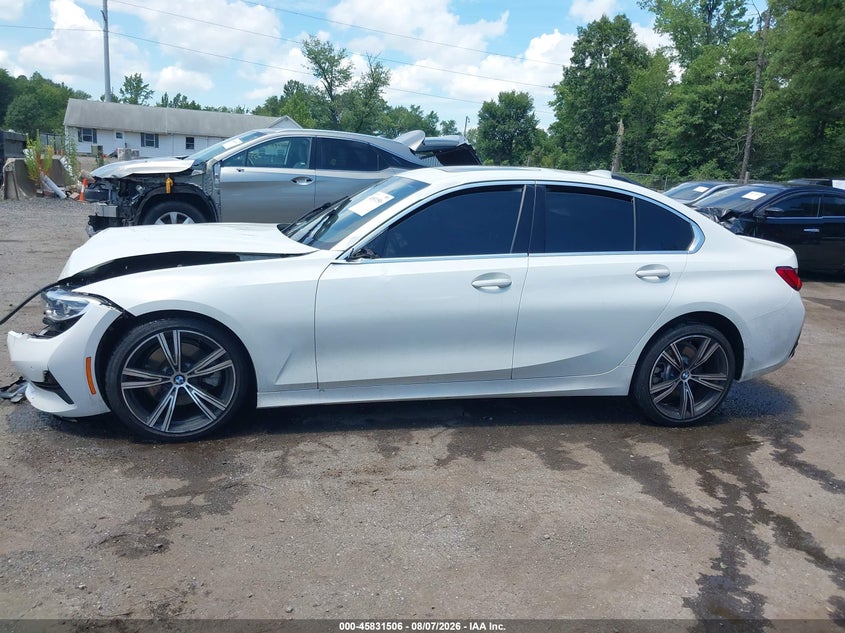 BMW 330I - zdjęcie 14