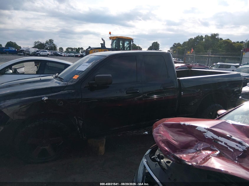 2019 RAM 1500 CLASSIC EXPRESS 4X4 6'4 BOX · Фото 14