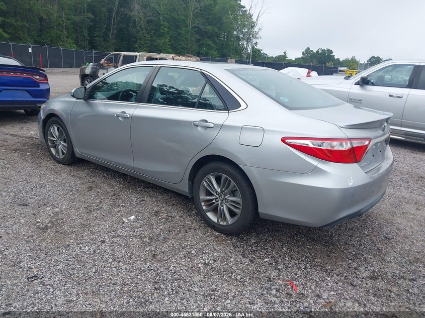 TOYOTA CAMRY - zdjęcie 3