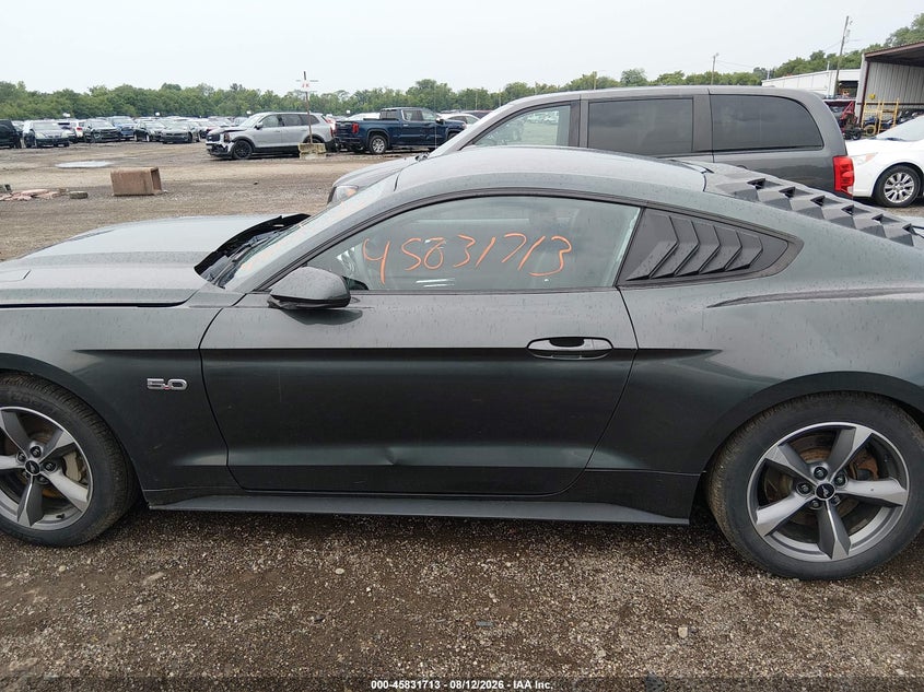 FORD MUSTANG - zdjęcie 14