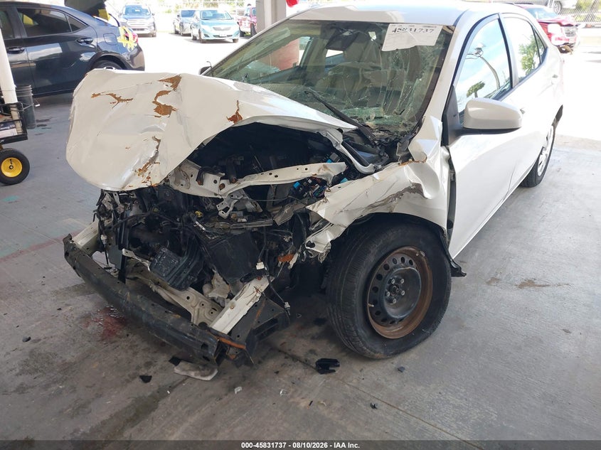2017 TOYOTA COROLLA auction photo 6