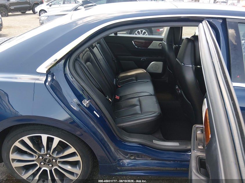 2019 LINCOLN CONTINENTAL auction photo 8