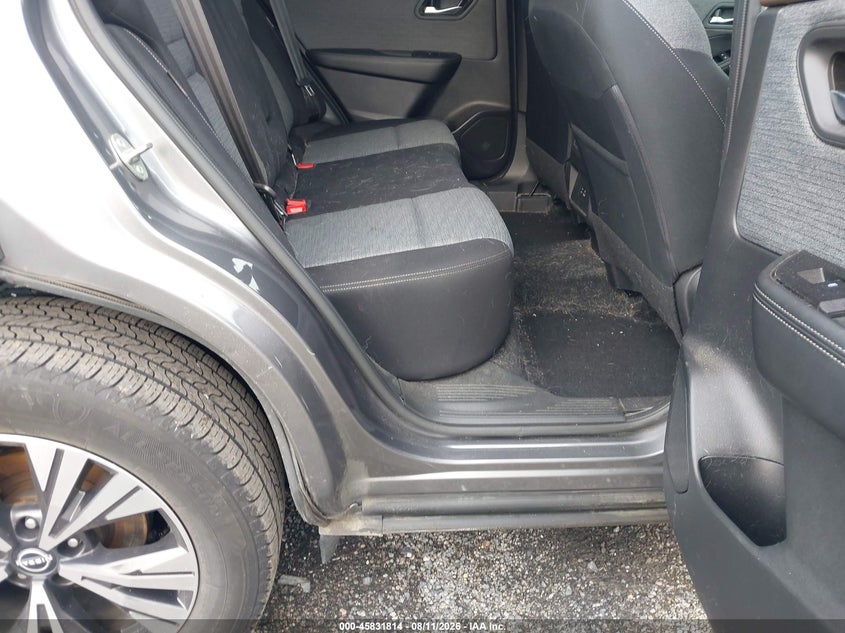 2023 NISSAN ROGUE auction photo 8