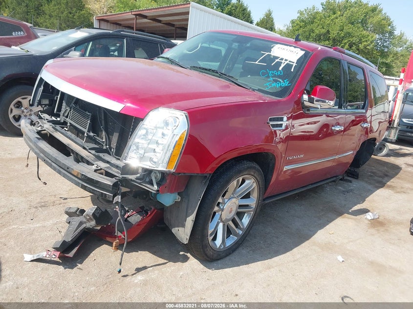2014 CADILLAC ESCALADE auction photo 2