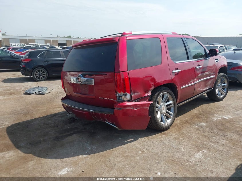 2014 CADILLAC ESCALADE auction photo 4