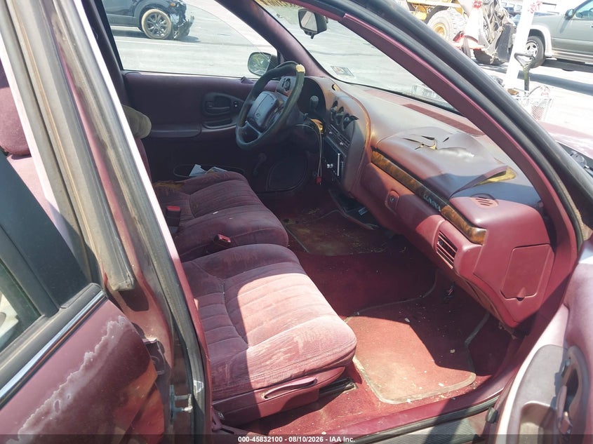 1996 CHEVROLET LUMINA auction photo 5