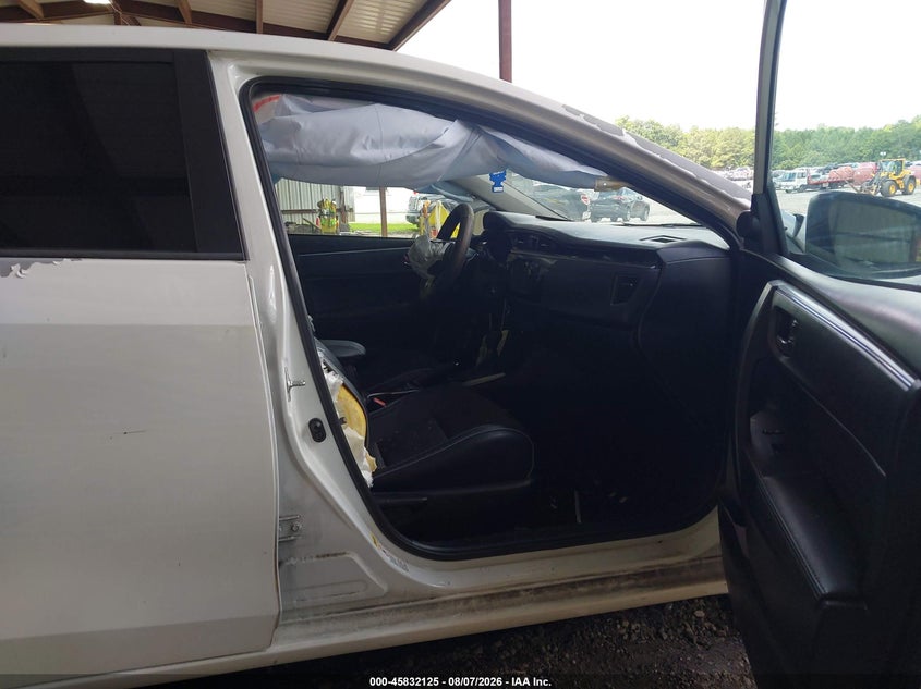 2016 TOYOTA COROLLA auction photo 5