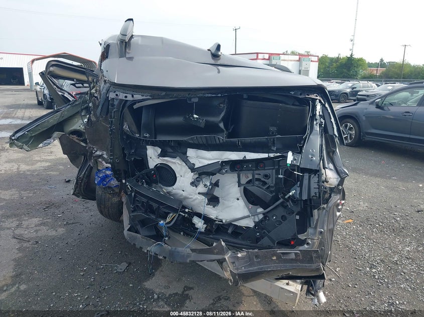 2024 Toyota Sienna (VIN: 5TDKSKFCXRS112878)