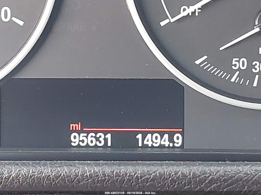 Photo 16 - BMW 320I