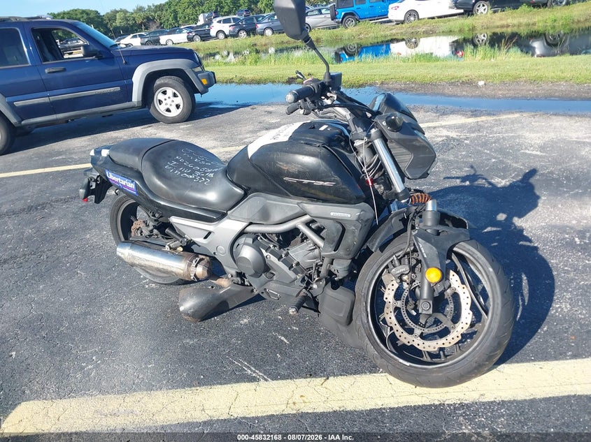 2014 HONDA CTX700 auction photo 1