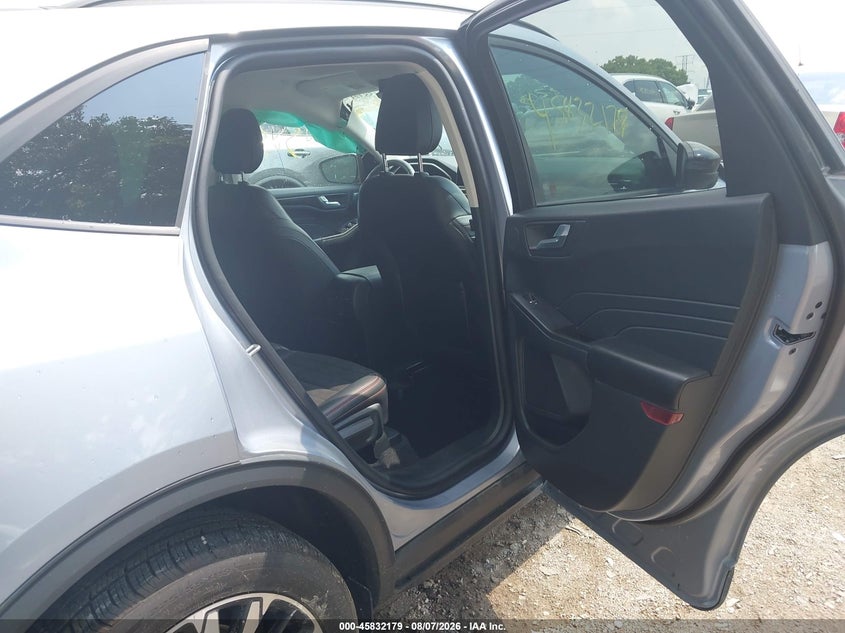2022 FORD ESCAPE auction photo 8