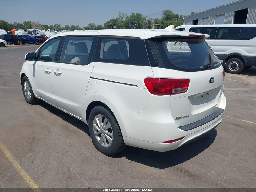 2018 KIA SEDONA auction photo 3
