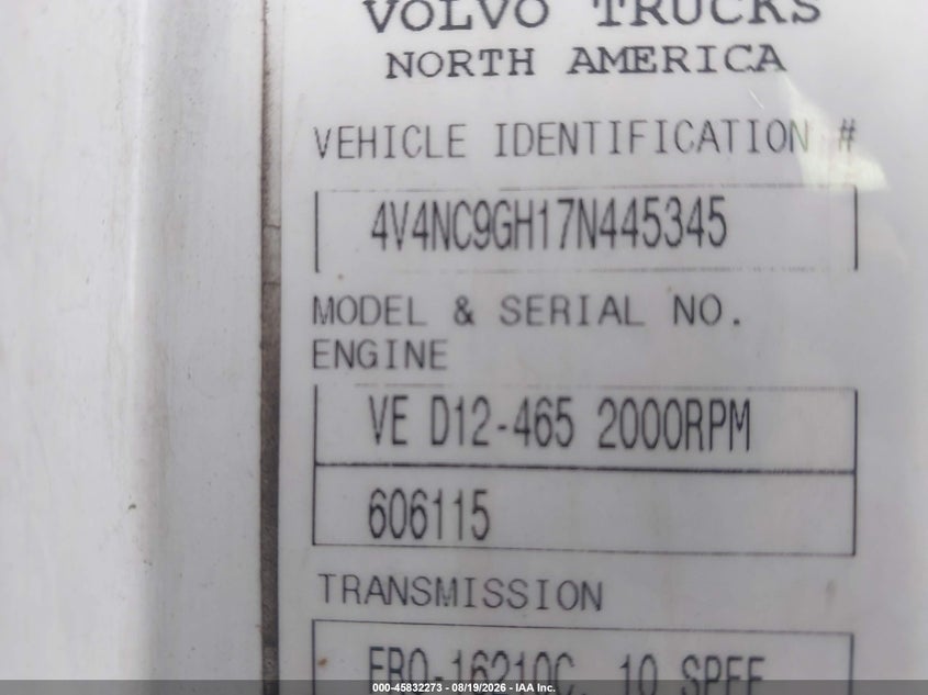 2007 VOLVO VN auction photo 8
