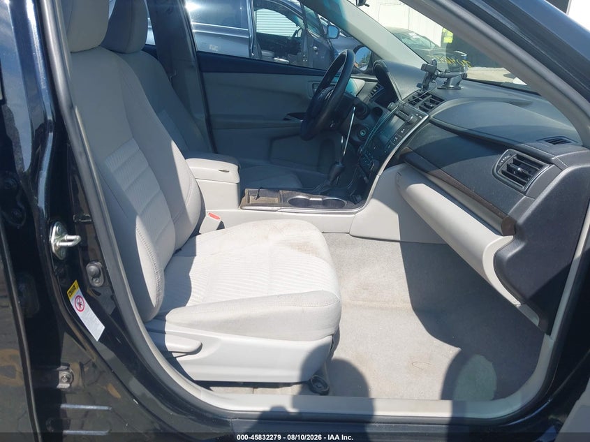 TOYOTA CAMRY - zdjęcie 5