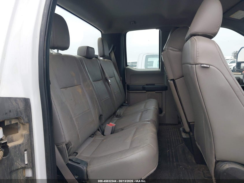 2017 FORD F-350 auction photo 8