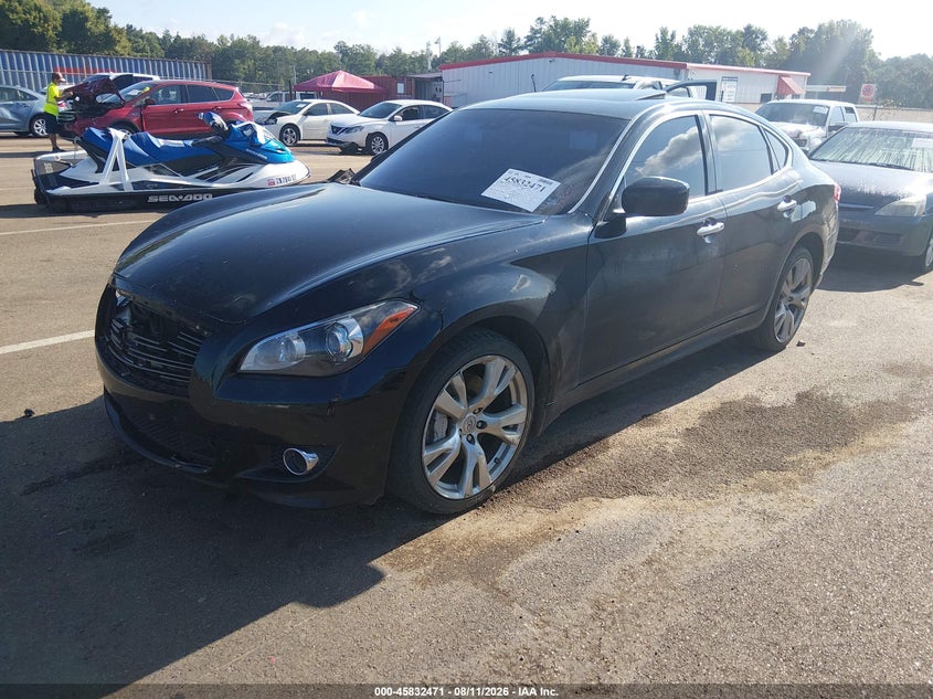2014 INFINITI Q70 auction photo 2