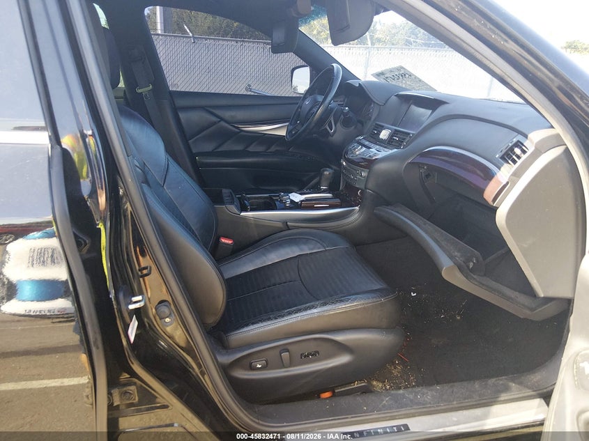 2014 INFINITI Q70 auction photo 5