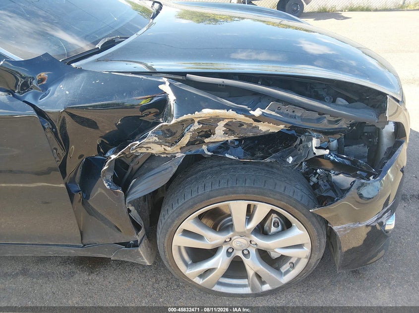 2014 INFINITI Q70 auction photo 6