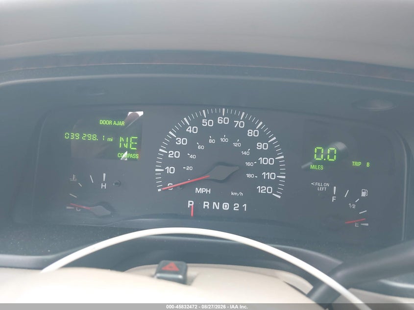 2002 LINCOLN TOWN CAR auction photo 7