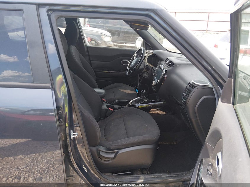 2014 KIA SOUL auction photo 5