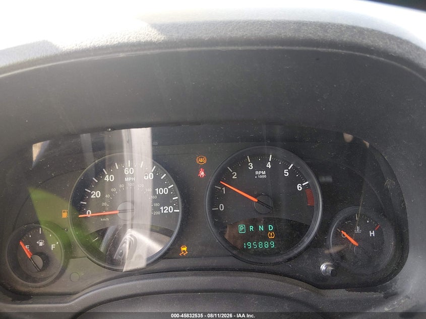 2011 JEEP COMPASS auction photo 7