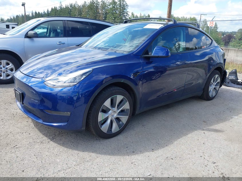 2020 Tesla Model Y, Rear, IAAI, VIN 5YJYGDEE9LF059841 — photo 2