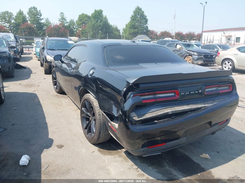 DODGE CHALLENGER - zdjęcie 3