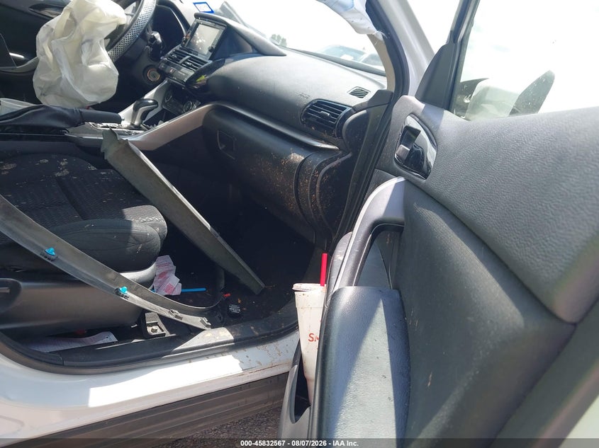 2022 MITSUBISHI ECLIPSE CROSS auction photo 5
