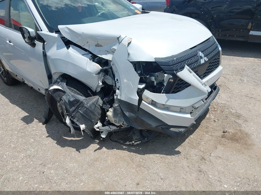 2022 MITSUBISHI ECLIPSE CROSS auction photo 6