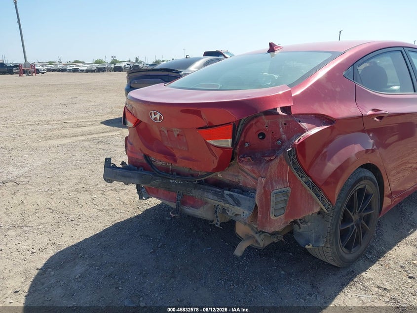2016 HYUNDAI ELANTRA auction photo 6