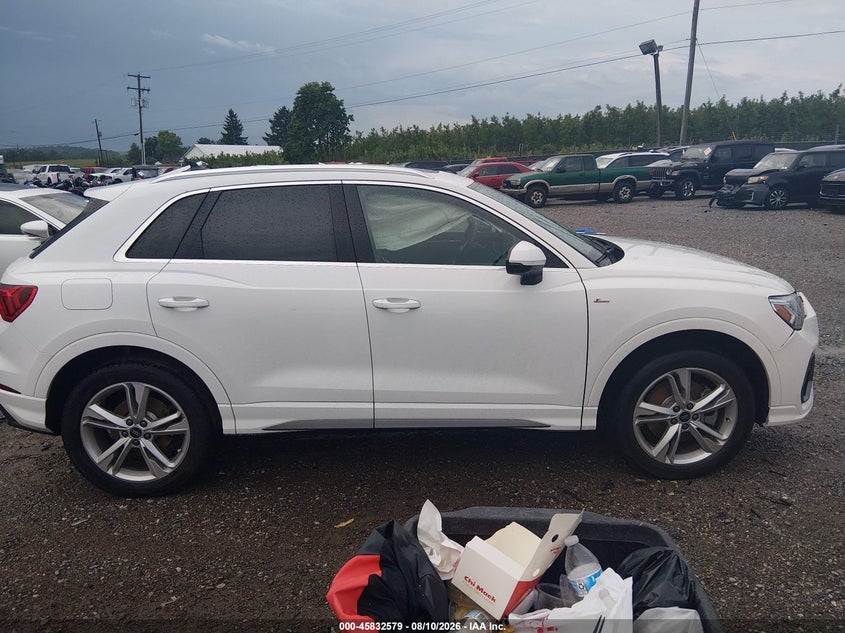 AUDI Q3 - zdjęcie 13