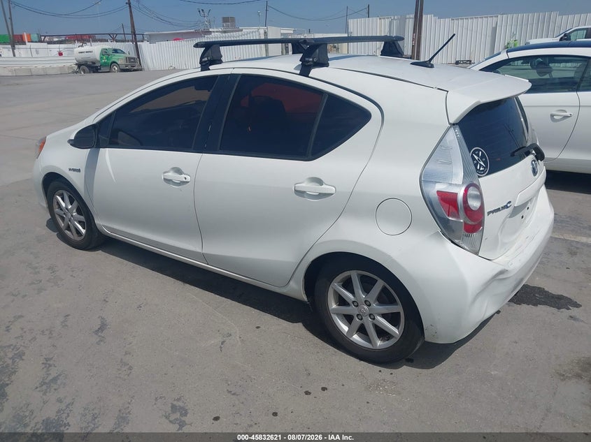 Vin: jtdkdtb32e1084619, lot: 46331522, toyota prius c three 20143