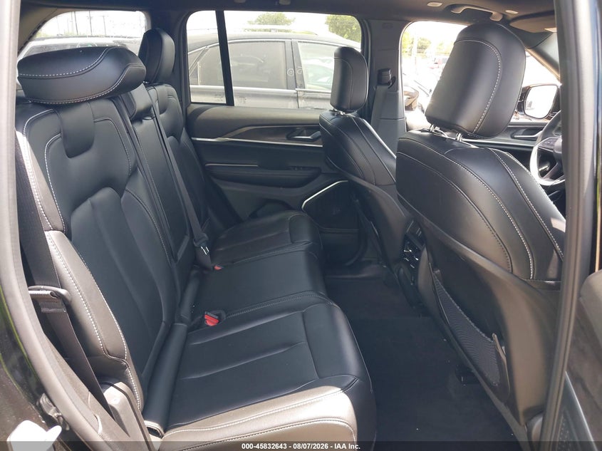 2025 JEEP GRAND CHEROKEE 4XE auction photo 8
