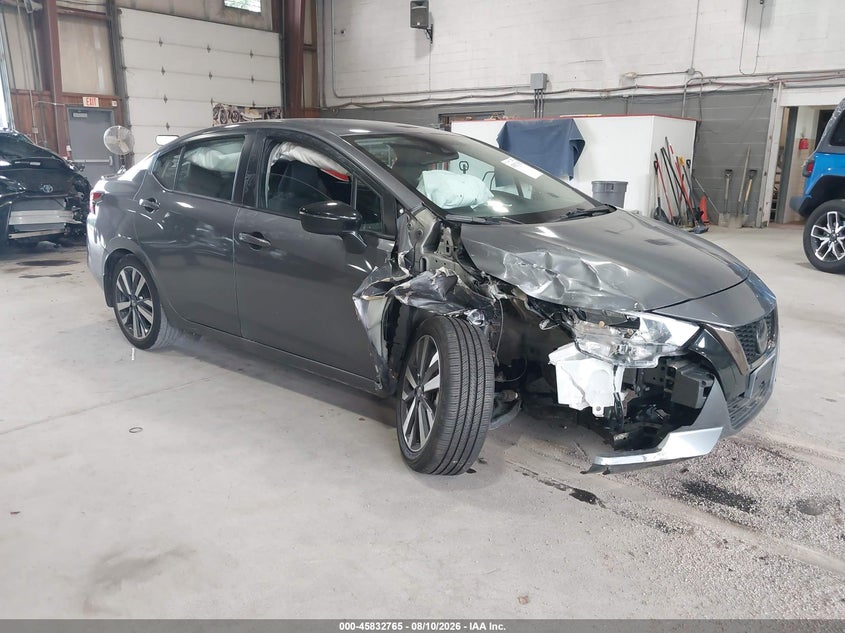 2020 NISSAN VERSA SR XTRONIC CVT