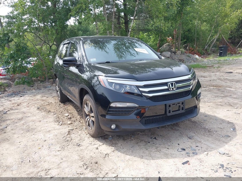 2017 HONDA PILOT auction photo 1