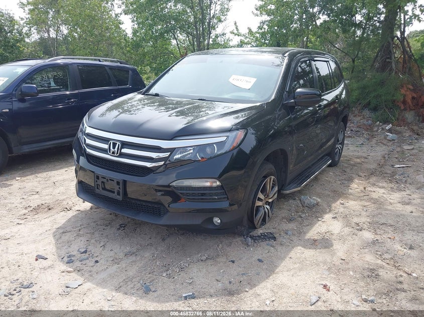 2017 HONDA PILOT auction photo 2