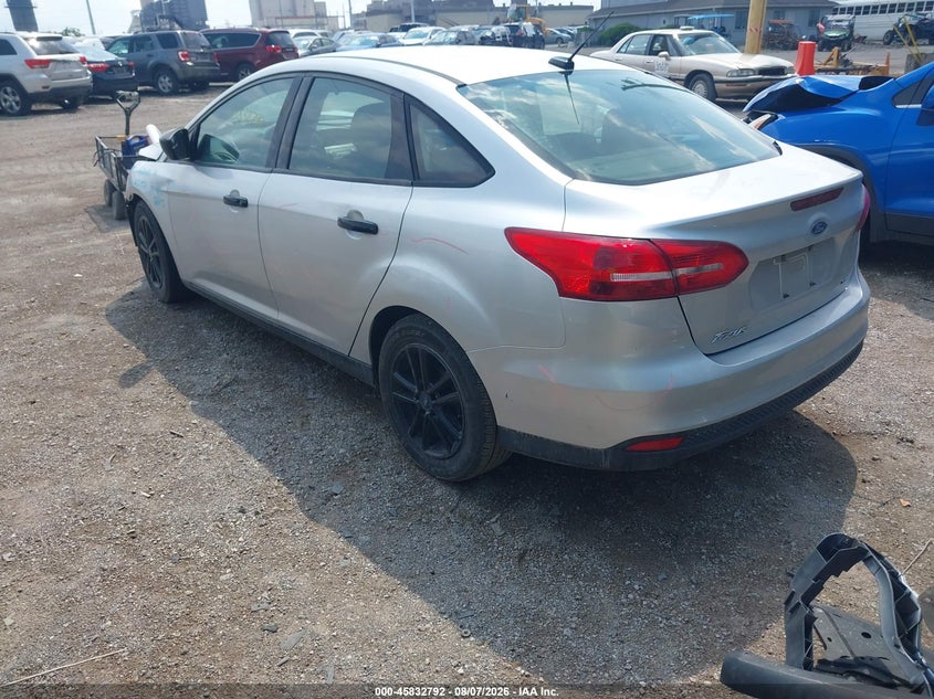 Vin: 1fadp3f22jl224898, lot: 46331693, ford focus se 20183