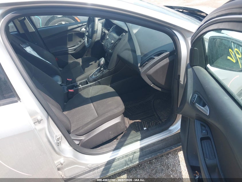 2018 FORD FOCUS auction photo 5