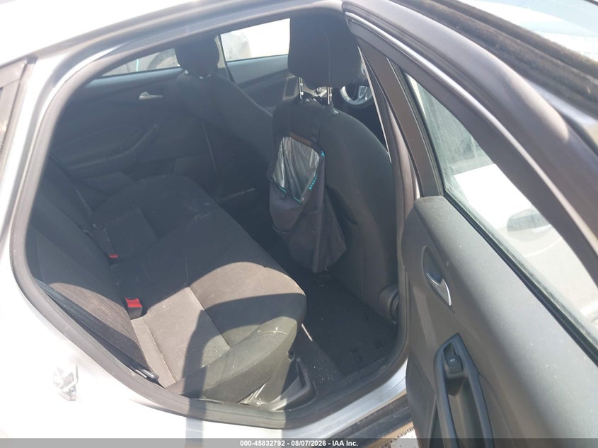 2018 FORD FOCUS auction photo 8
