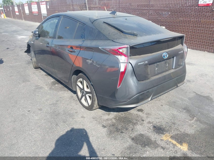 Vin: jtdkarfu5g3015915, lot: 46331696, toyota prius three touring 20163