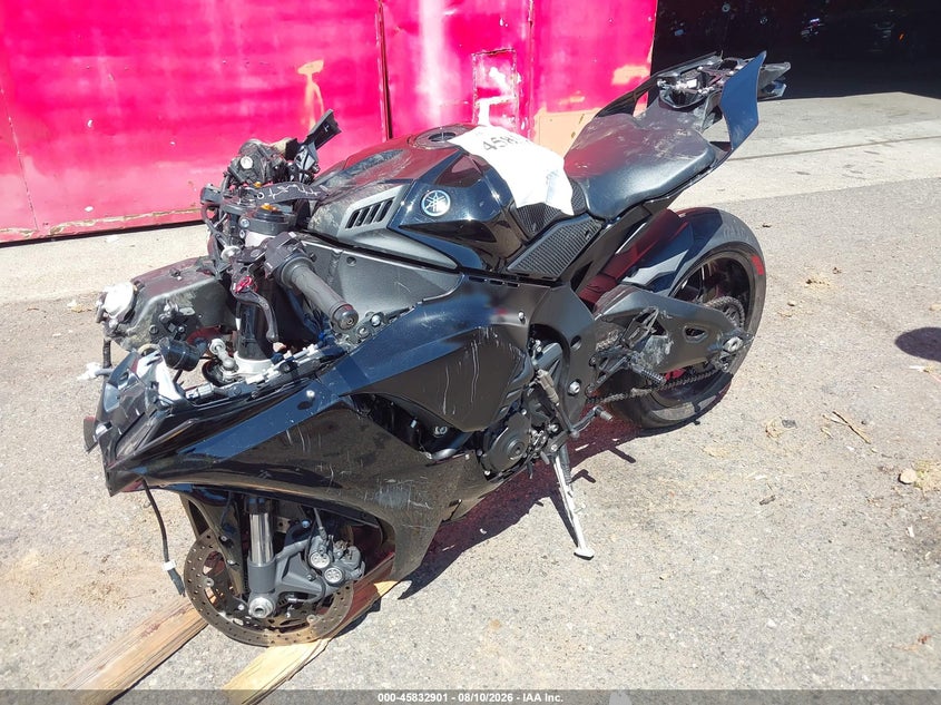YAMAHA YZFR1 2022